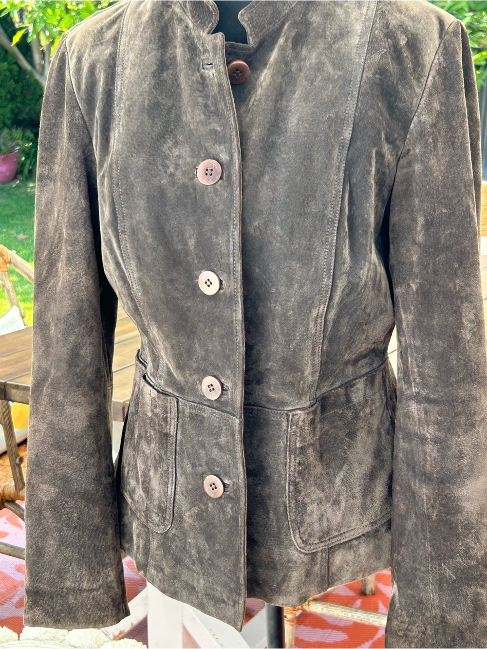 Beautiful DKNY chocolate brown suede jacket 
size 8